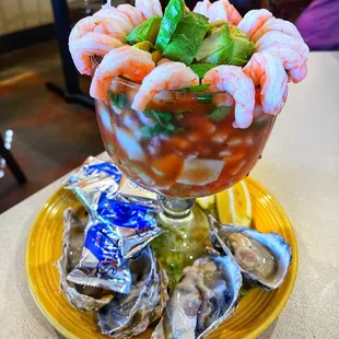 a bowl of shrimp and oyster