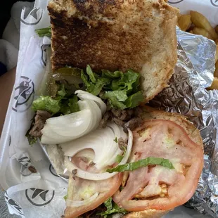 The thick slices of onion and lack of mayo made it unappetizing