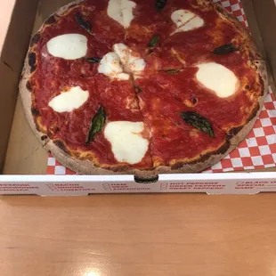 Margherita Napoletana Pizza