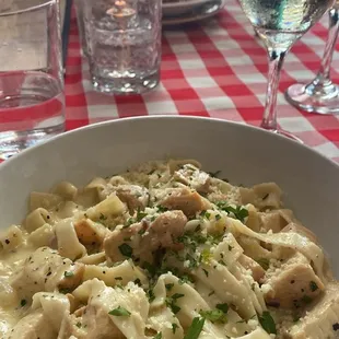 pasta dish, pasta, food