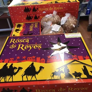 Rosca de Reyes Epiphany cake