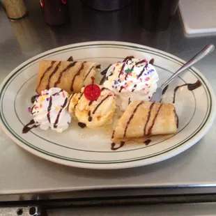 After trying our delicious plates try our Chimi-Cheesecake dessert!!