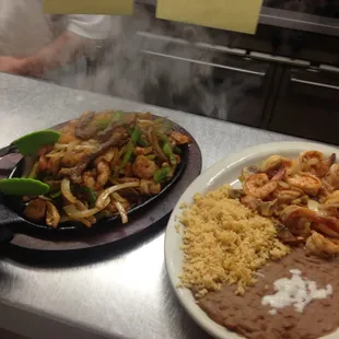 Fajitas for 2 and Camarones con Hongos