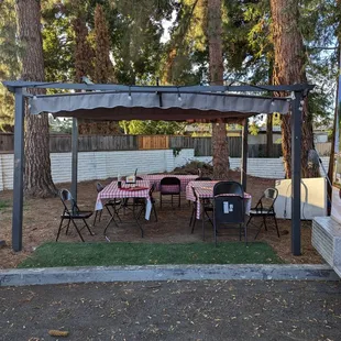 Dining area to the side of the food truck :)