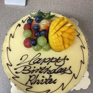 Lovely Mango Mousse Cake