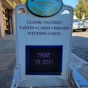 Sign outside bakery...I got a slice of yummy Lemon Shortbread!!!