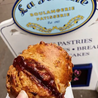 Raspberry-walnut Scone