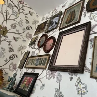 Picture wall