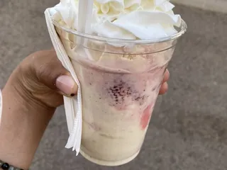 Caliche's Frozen Custard