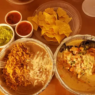 Guac and chips, chicken poblanos #yum #ReviewsByRL