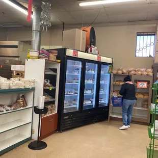 They make tortillas and fresh bread: pan dulce.