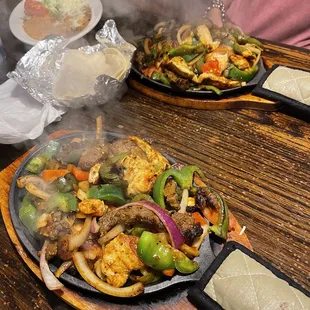 Steak &amp;. Chicken Fajitas / The Best