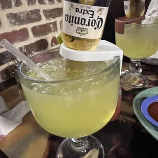 a margarita in a glass