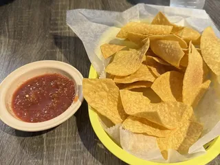 El Paraíso Restaurant y Taquería