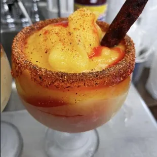 a close up of a margarita