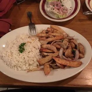Saltado De Pollo