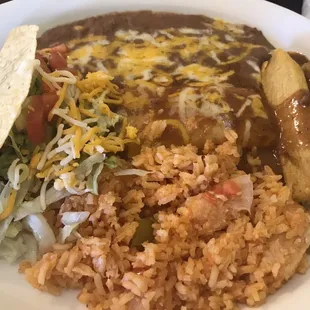 Samuel Special-2 tamales, 1 cheese enchilada, 1 crispy taco