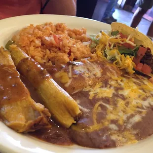 a plate of mexican food