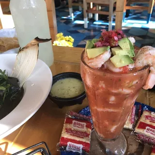 Lunch Shrimp Cocteles