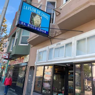 Newly opened, owned by long time SF restauranteurs