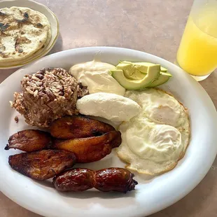 Desayuno Flor De Izote