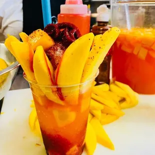 Fruta de mando con chilito