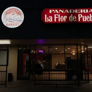 La Flor de Puebla is an authentic Mexican style bakery &amp; cafe. Stop by for great food and a mouth watering dessert.