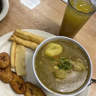 soup, soups and chowder, chowder, food