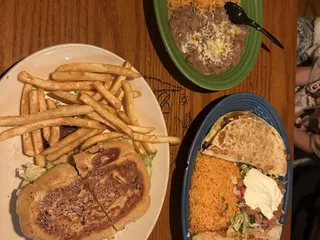 El Cazador Mexican Restaurant