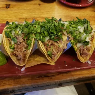 HH carnitas taco plate