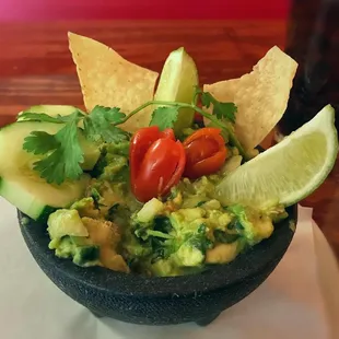 guacamole and tortillas