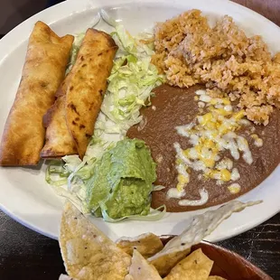 Chicken 2 Flautas Combo