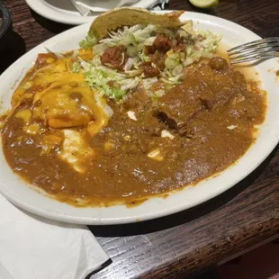 Does this remotely look appealing to you????! Anyone??? It literally looks like someone vomited on my plate.