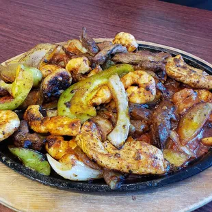 Trio fajitas - Steak, Chicken,  and Shrimp!