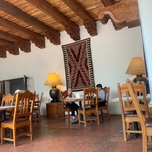 Beautiful sunroom dining room