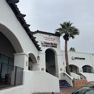 Entrance of la fonda.