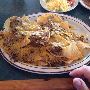  a plate of nachos