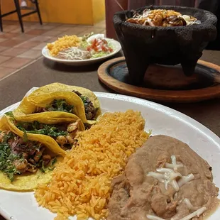 411. Molcajete for One 300. Tacos De La Fonda