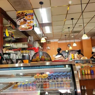 sushi and sashimi, interior