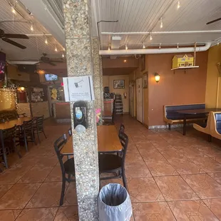 Front door view. Like that sanitizer there when I walked in I used it right away.