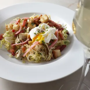 Lyonnaise Salad