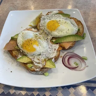 Salmon Artisan Toast