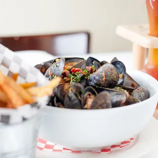 food, oysters, oysters and mussels, shellfish, mussels