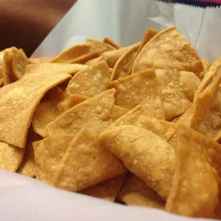 Chips were over fried in bad oil...