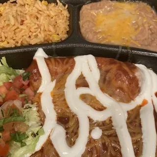 Chile Relleno and Enchilada Combo