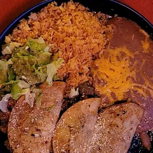 a plate of mexican food