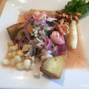 Ceviche Mixto