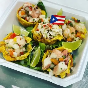 Tostones Rellenos con Mariscos / Fried Green Plantain Filled with Seafood