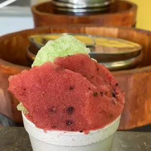 Nieve de limón y frutos rojos