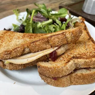Turkey Cranberry Pear & Brie Sandwich